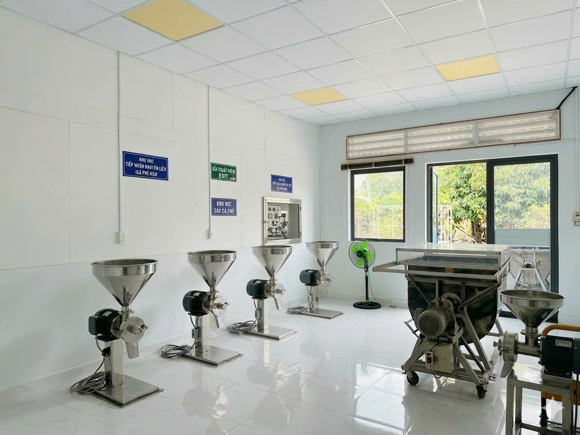 Hình ảnh nhà xưởng Mr Cộng